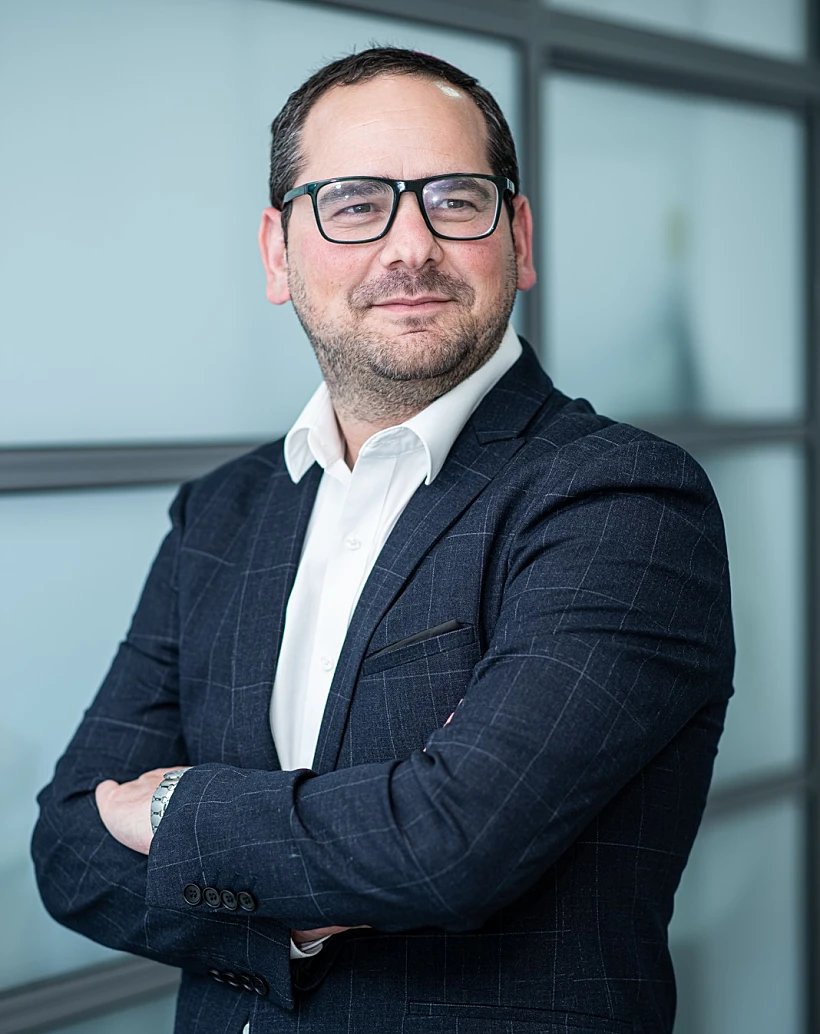 עו''ד מתן פריידין