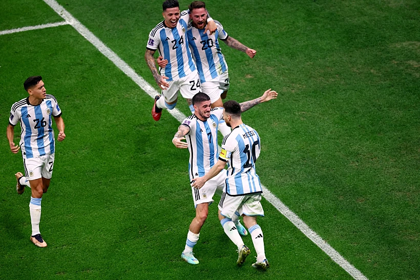 שחקני ארגנטינה חוגגים מול קרואטיה מונדיאל 2022 קטר