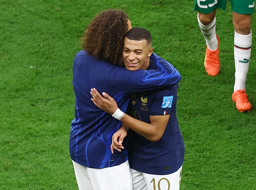 קיליאן אמבפה חוגג