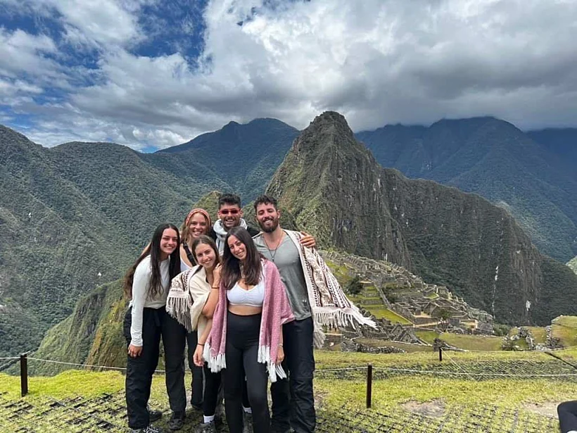 כמה מהישראלים שנצורים בפרו