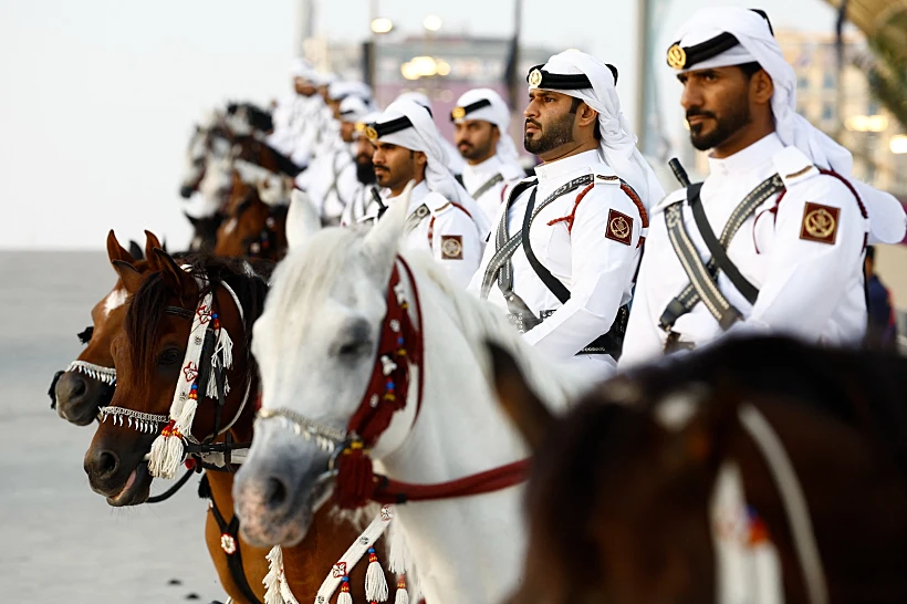 כוחות אבטחה מסביב לאצטדיון לוסייל מונדיאל 2022 בקטר