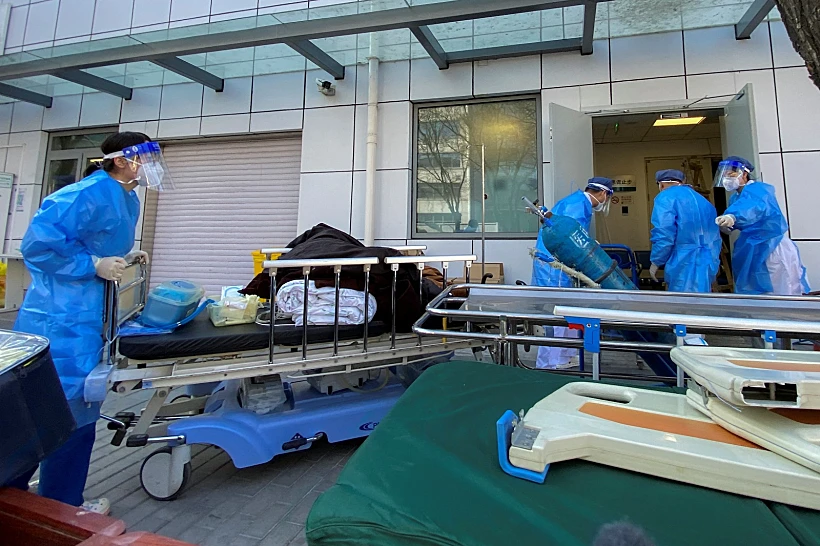 התפרצות קורונה מחודשת בסין, בית חולים בשנגחאי