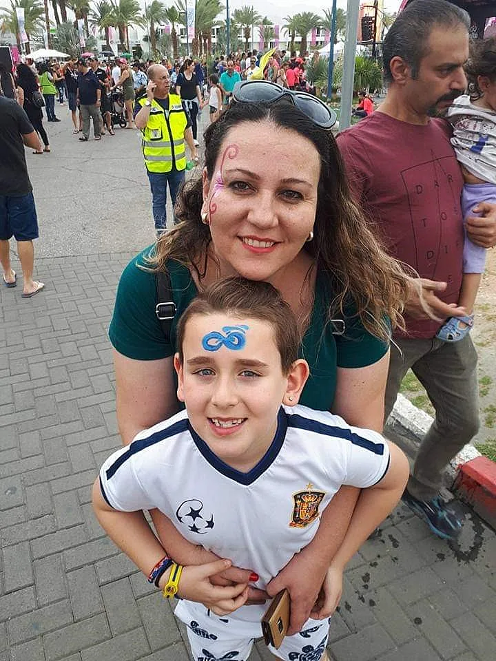 איילה דוד יחד עם בנה רועי