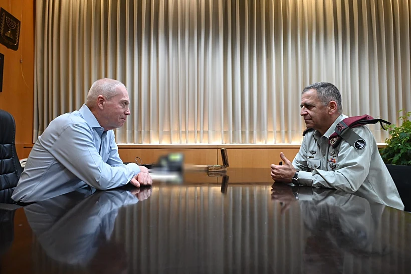 יואב גלנט ואביב כוכבי