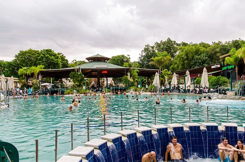 מרחצאות חמת גדר