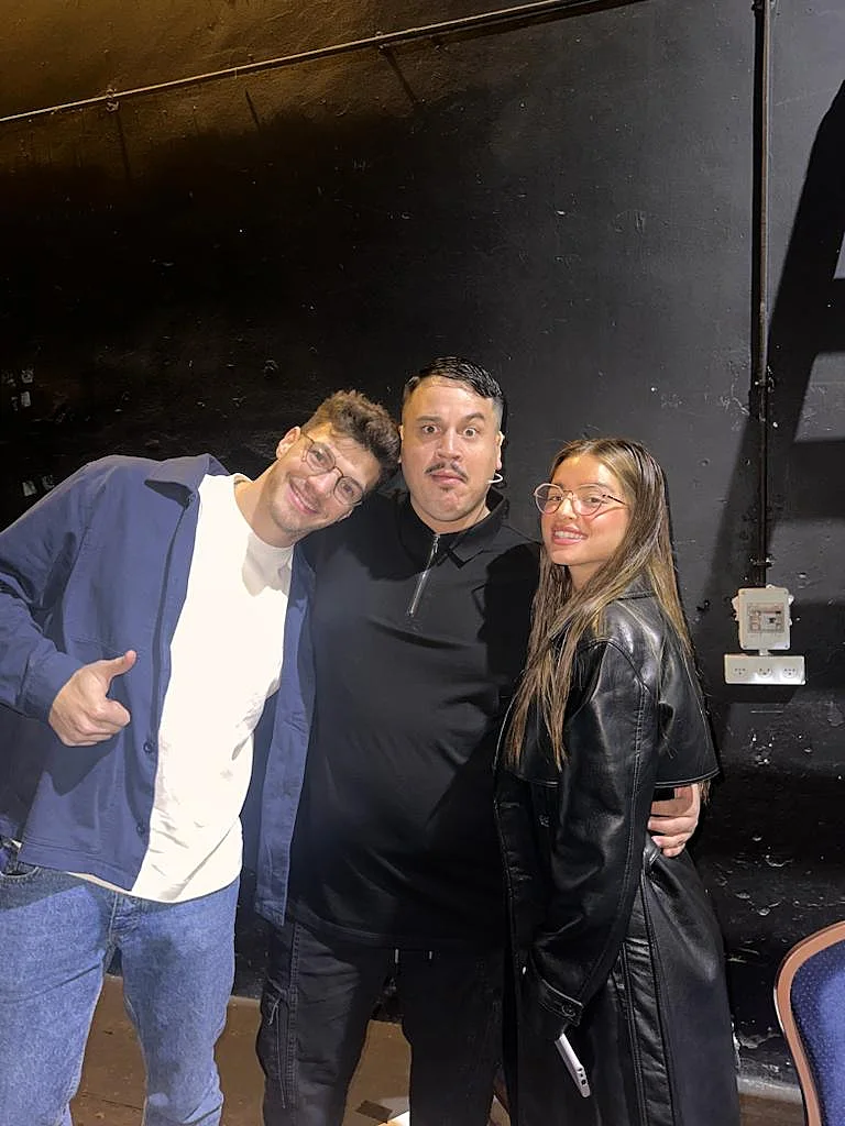 נועה קירל ותומר הכהן יחד עם לירון אופיר