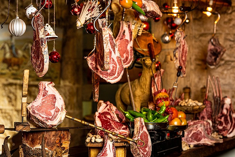 תצוגת בשרים מרהיבה בסופי שבוע