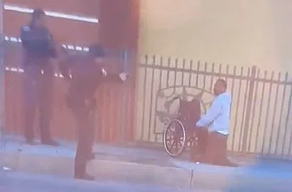 אנתוני לואו לפני שנורה