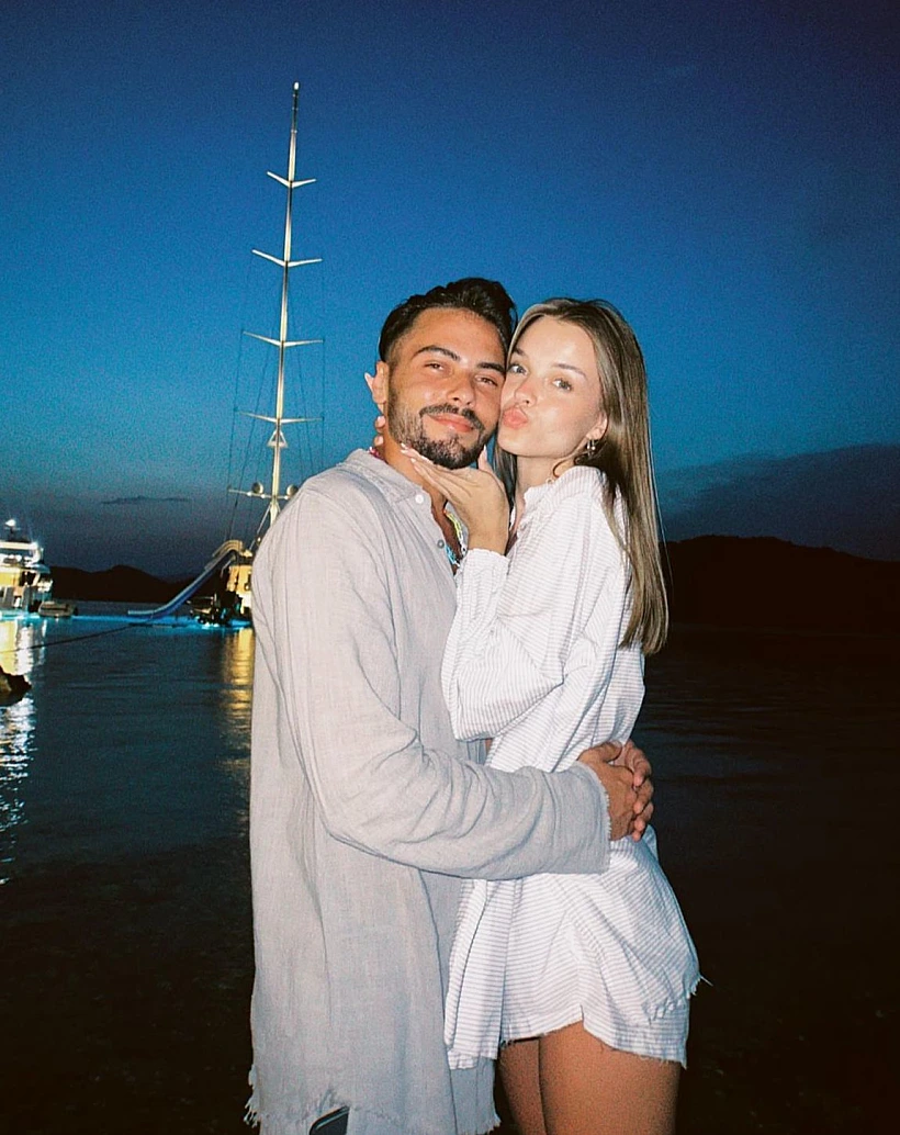 אנה זק ורועי סנדלר