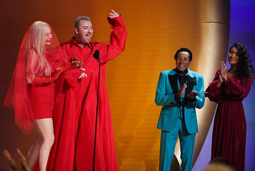 סאם סמית' וקים פטרס בטקס הגראמי 2023