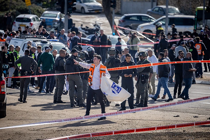 זירת הפיגוע בשכונת רמות בירושלים