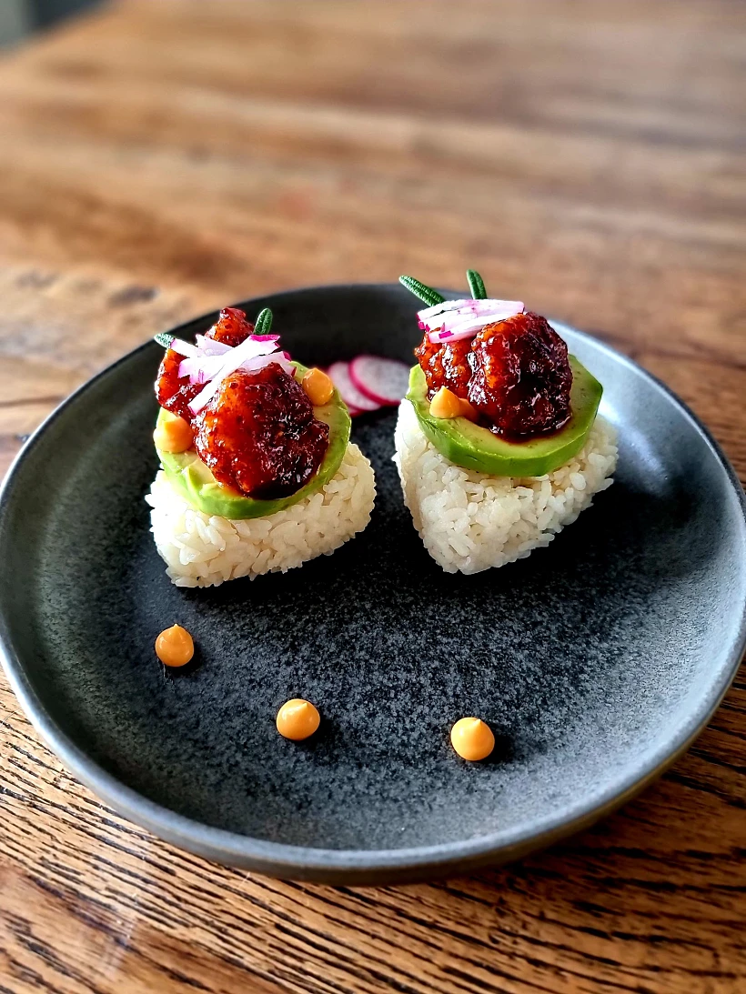 Begopa - ארוחות קוריאניות, קים טג'ין