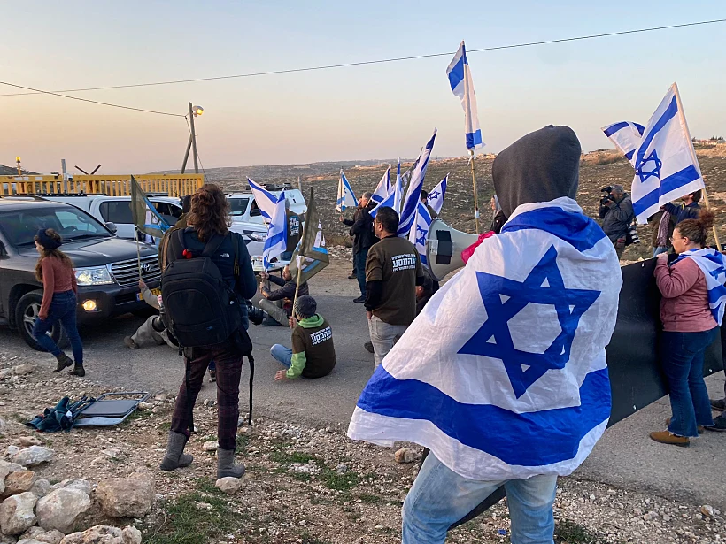 הפגנת המילואימניקים מול ביתו של ח''כ שמחה רוטמן