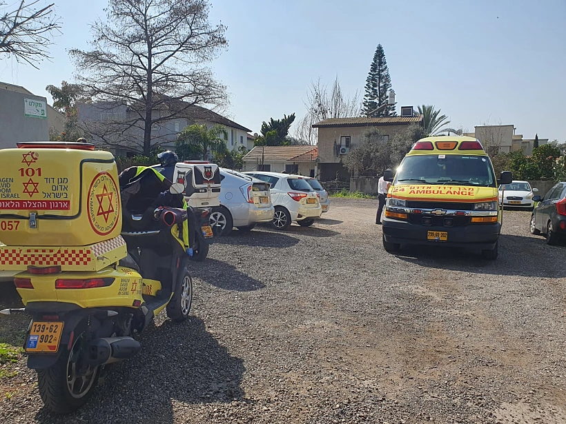 אמבולנסים בזירה בנס ציונה