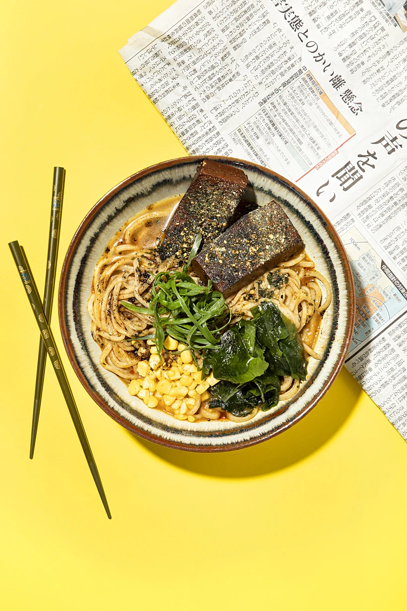 ראמן, תוםתום, תום שמיר