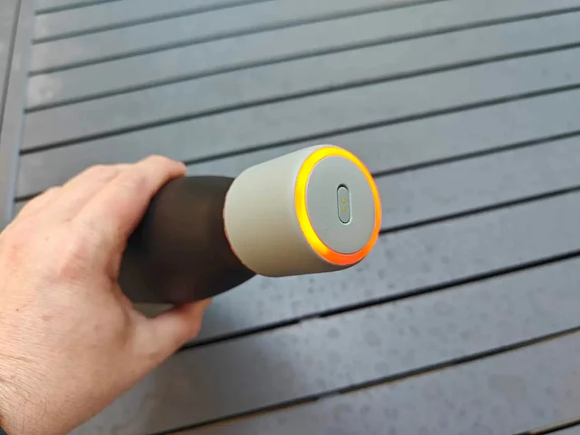 Water.io – בקבוק מים שעוזר לשתות יותר