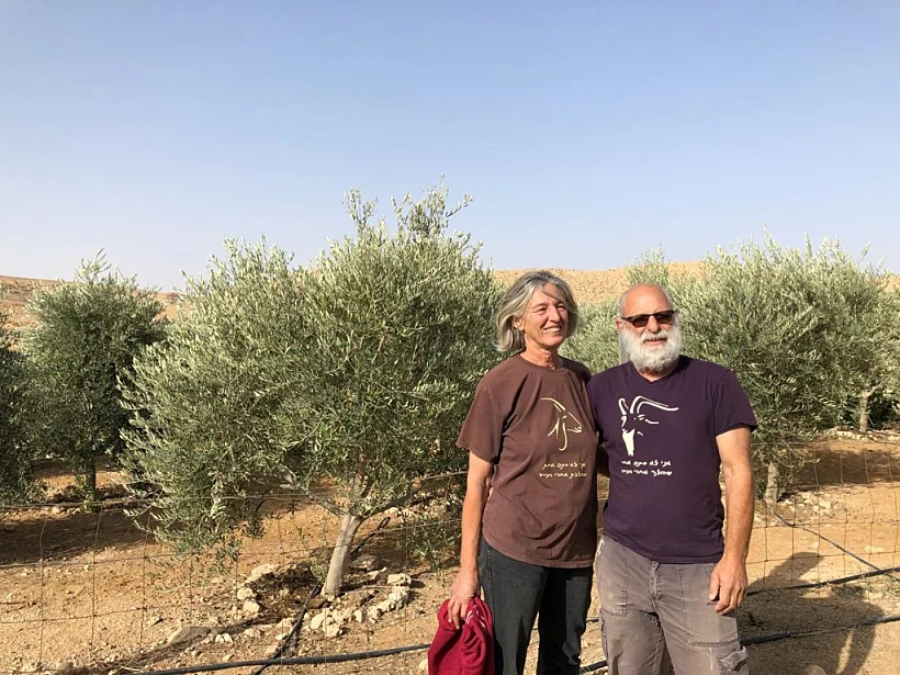 לאה וגדי נחימוב חוות נאות