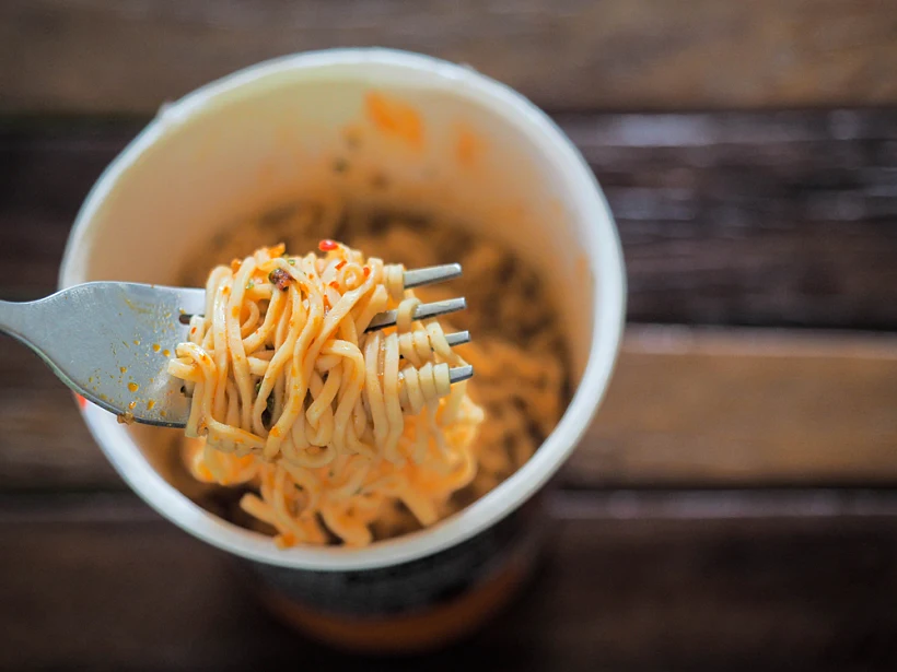 נודלס, מנה חמה אטריות