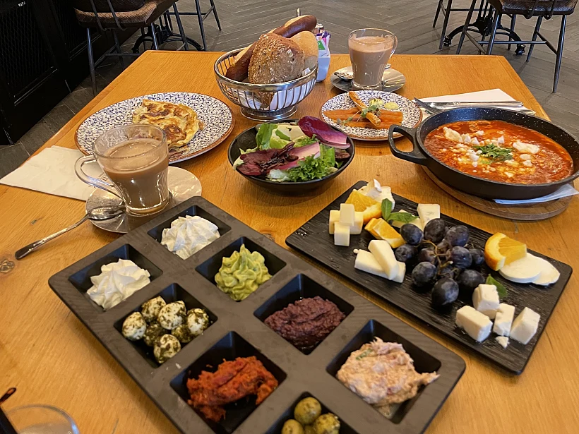 ארוחת הבוקר מסעדת ערמונים