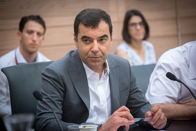 פרופ' אמנון שעשוע