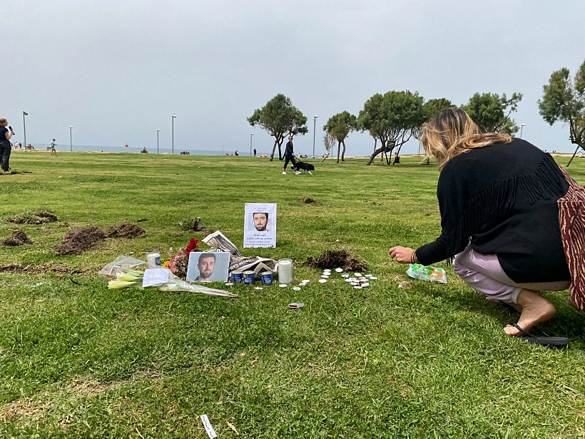 חולקים כבוד אחרון לאלסנדרו פאריני, שנרצח בפיגוע