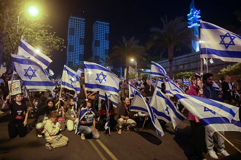 מפגינים בתל אביב