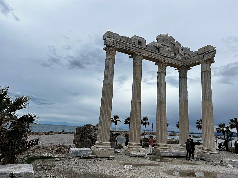 מקדש אפולו בעיר סידה