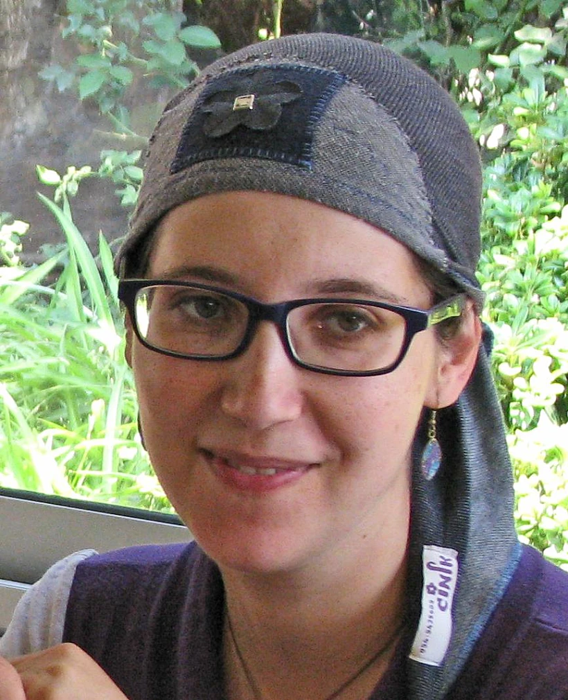 הדס חנה שוחט ז''ל, עובדת המוסד