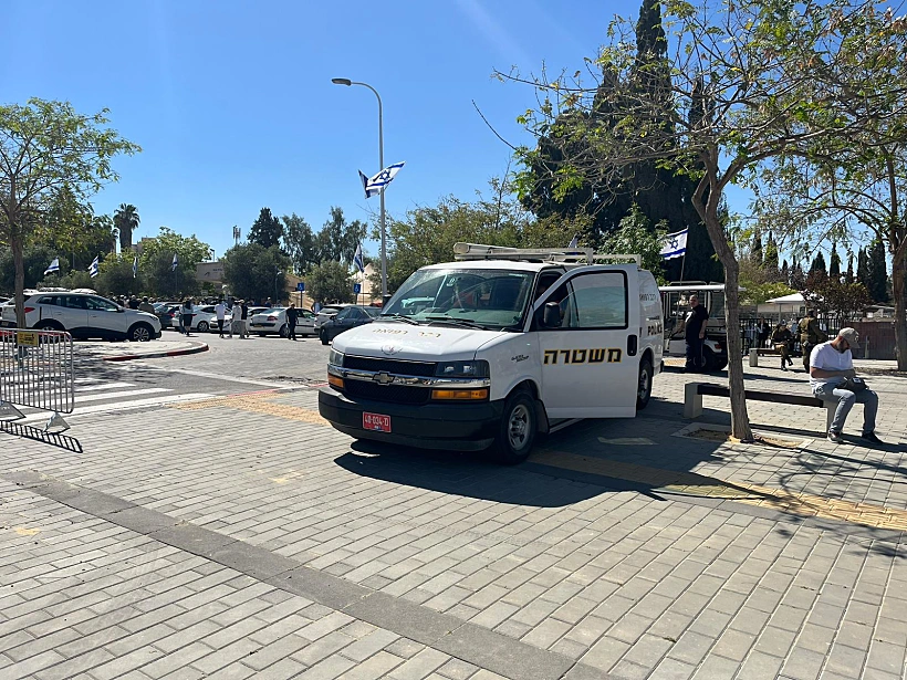 בית העלמין הצבאי בבאר שבע הבוקר