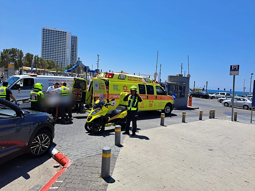 אמבולנס בבת ים, אמבולנס באיילון, בחוף