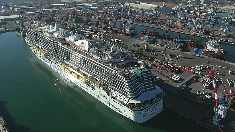 האוניה AIDAcosma הגיעה לנמל אשדוד