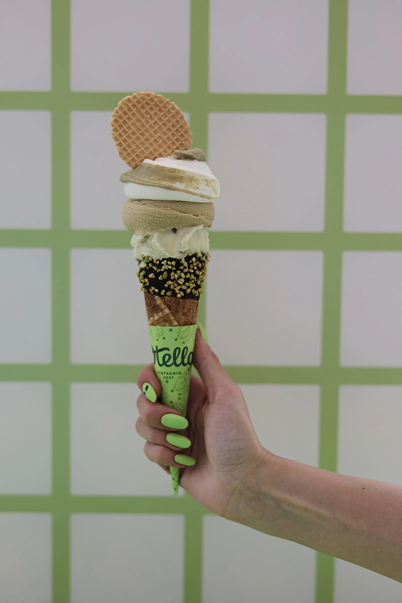 גלידת פיסטוק באוטלו