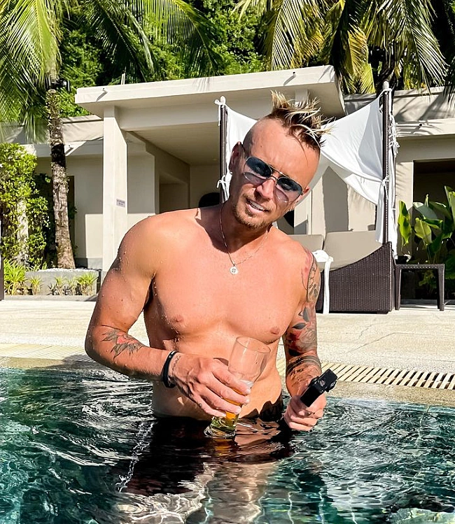 דניס צ'רקוב