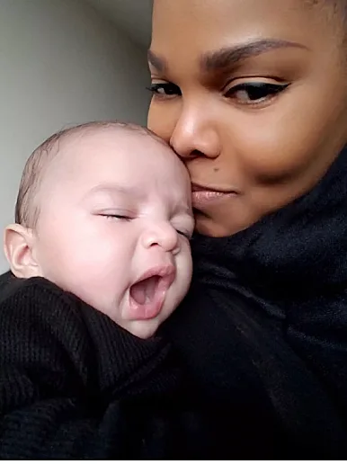 ג'נט ג'קסון ובנה