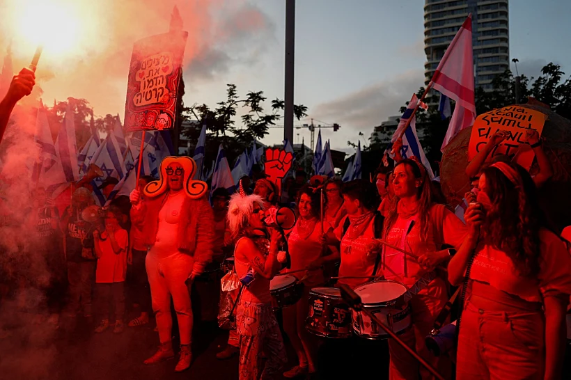 מפגינים בתל אביב