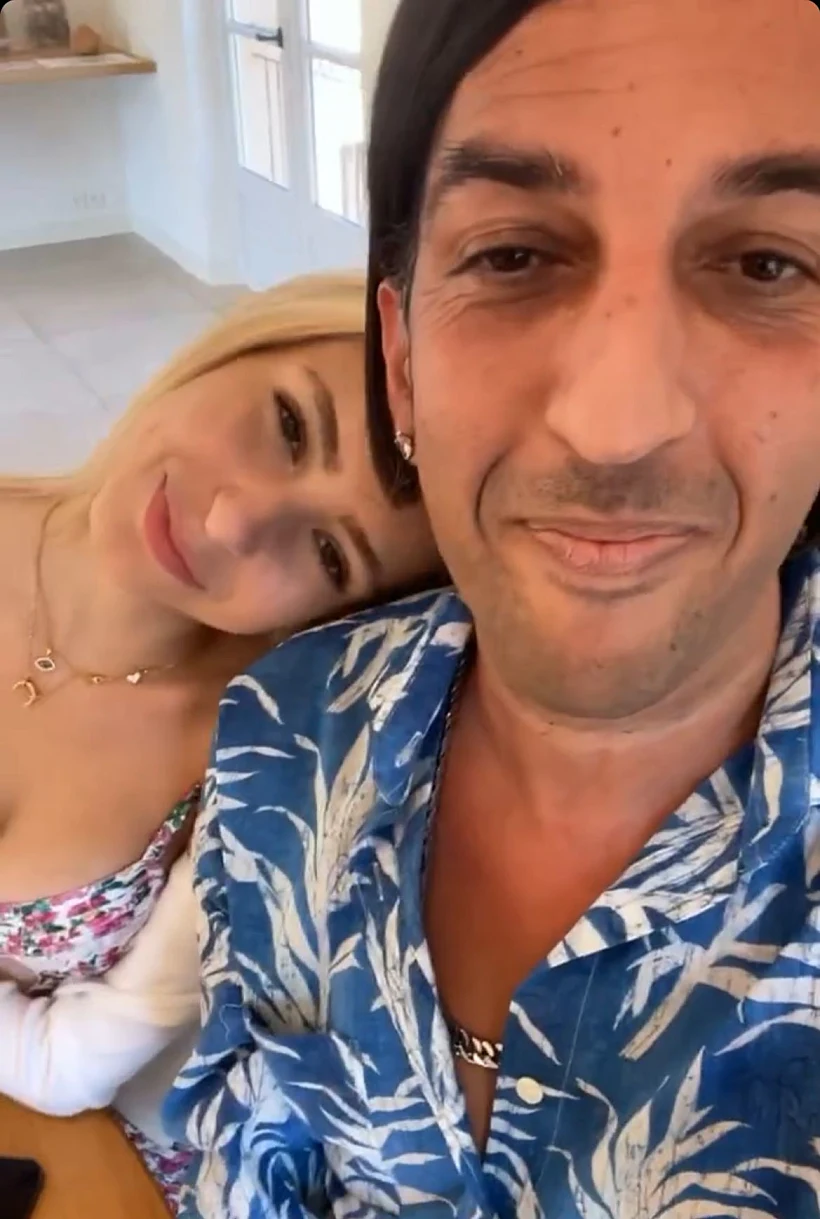 אליקו והחברה לירז ארז