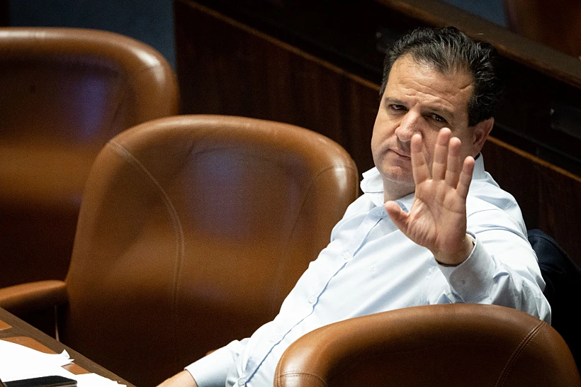 איימן עודה