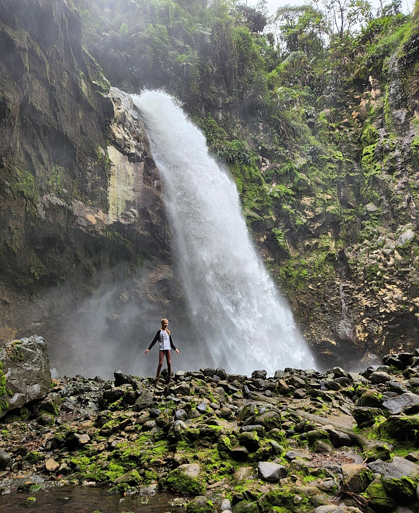 שפע של מפלים בבאחוס דל טורו, ריו אגריו קוסטה ריקה