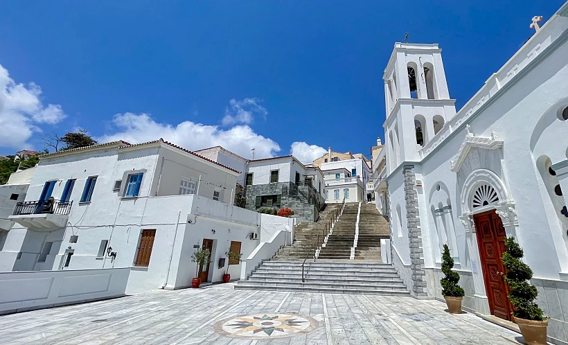 אנדורס, יוון