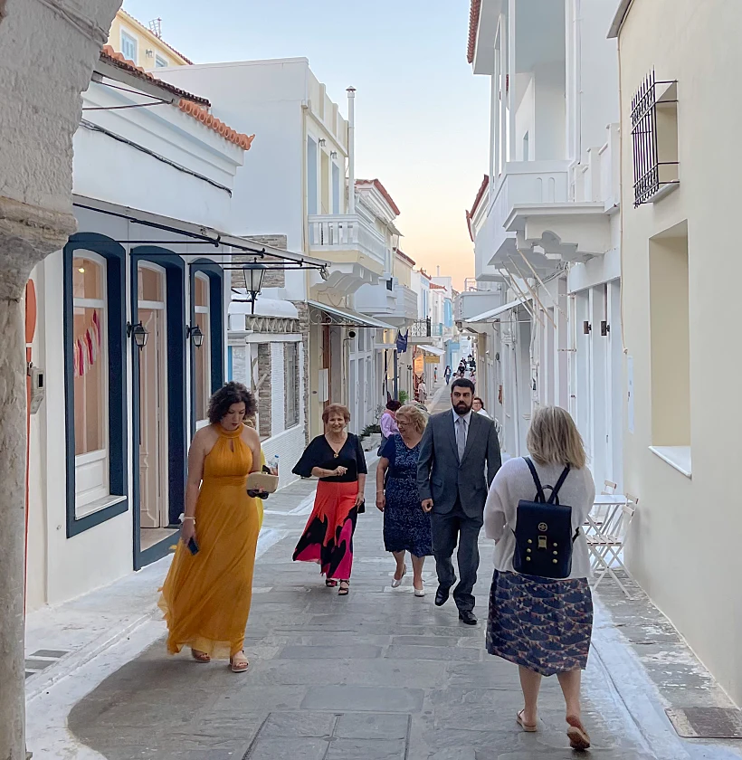 אנדורס, יוון