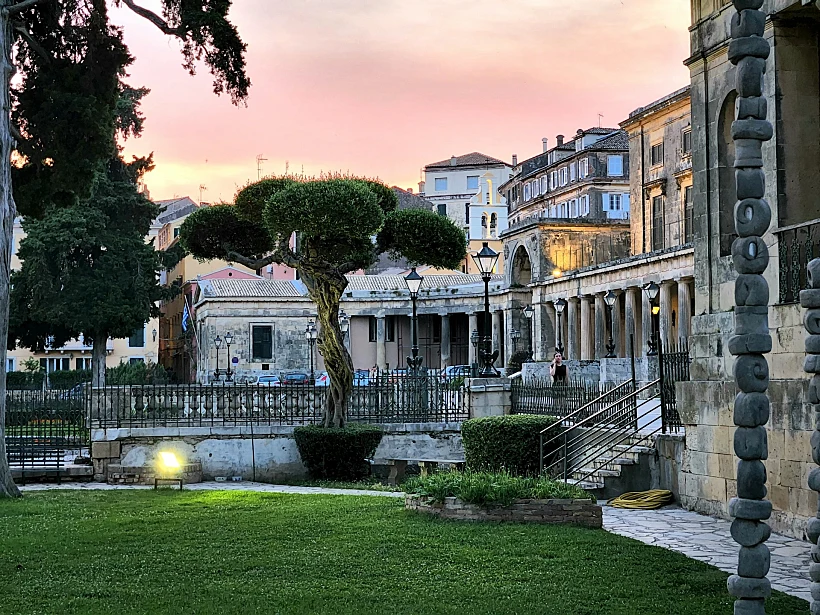 מבצרים ועתיקות. קורפו