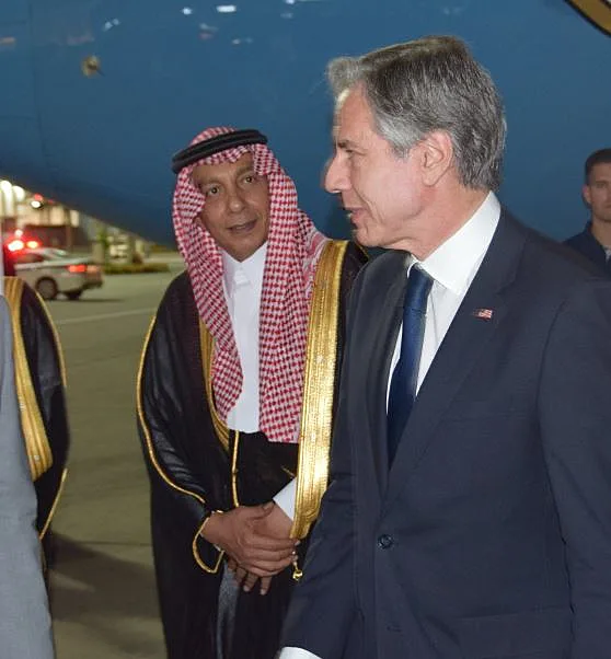 בלינקן נחת בסעודיה