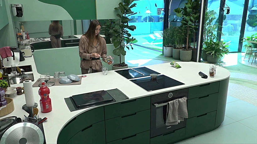 האח הגדול עונה 5, מאיה