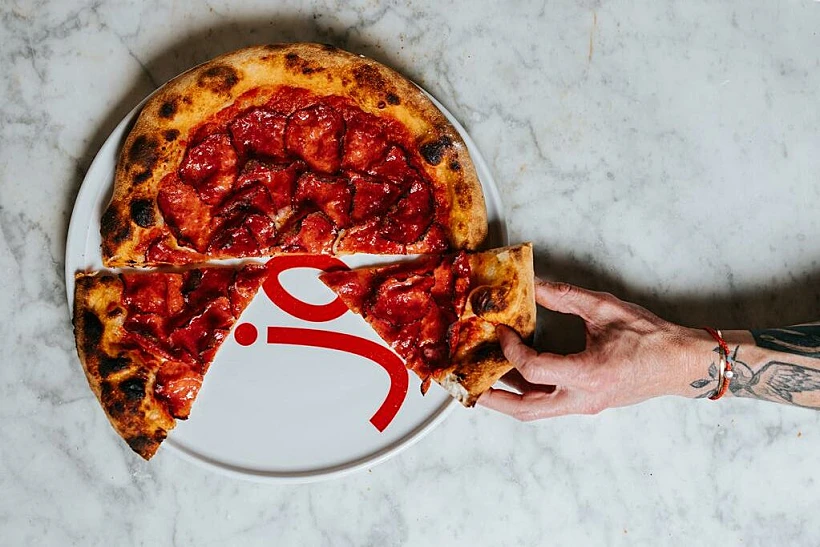 ג'ונז פיצה בר, פיצה