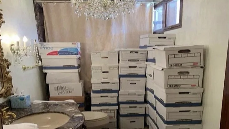 המסמכים בשירותים של טראמפ