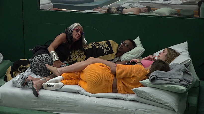 האח הגדול עונה 5, אתי, יובל, אברהם וספיר