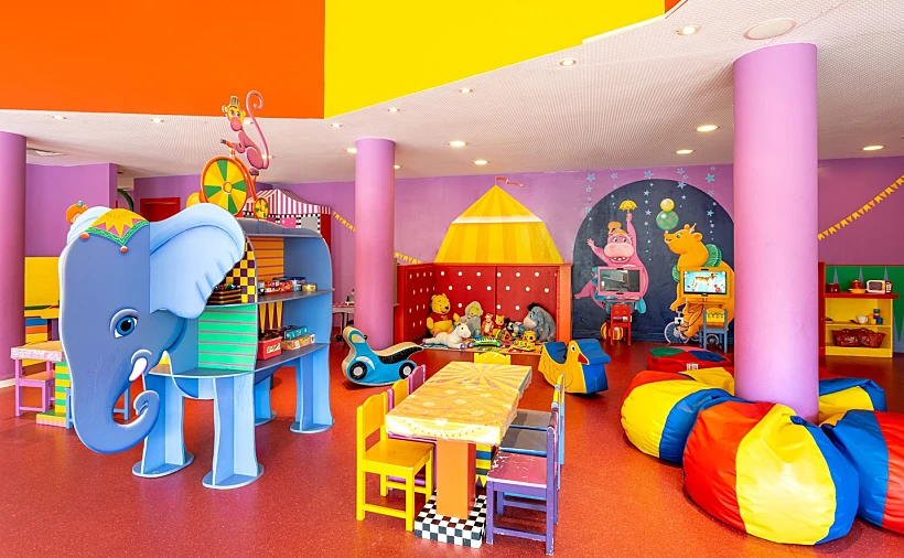 מועדון ילדודס במלון רויאל גארדן