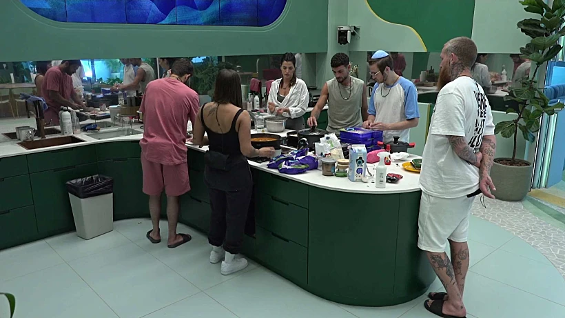 האח הגדול עונה 5. בן, גיא, ספיר, שניר, גל ויענקי