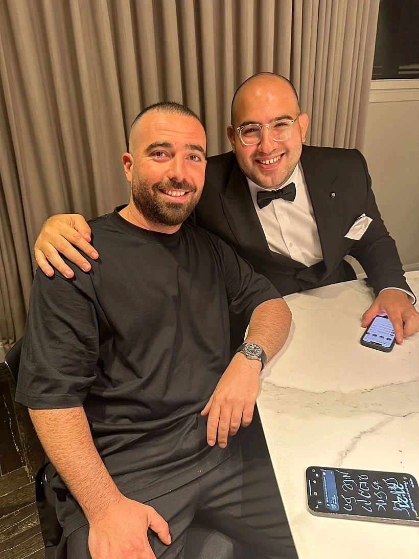 רון ביטון, עומר אדם