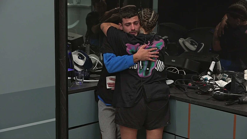 ספיר, שניר, האח הגדול